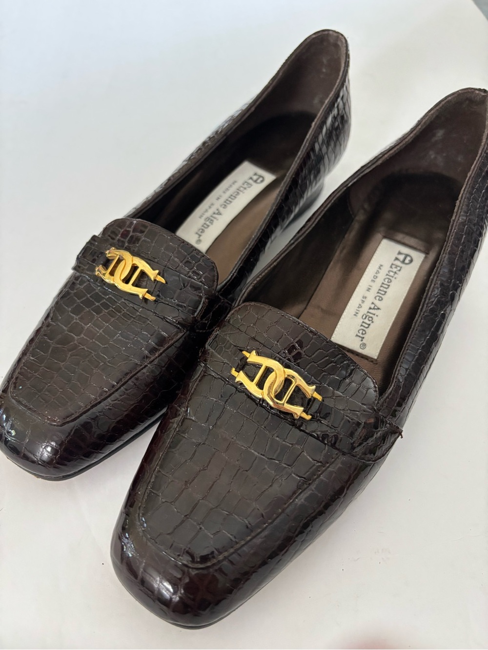 Etienne Aigner Women’s Dark Brown Croc-Embossed Loafers with Gold Hardware